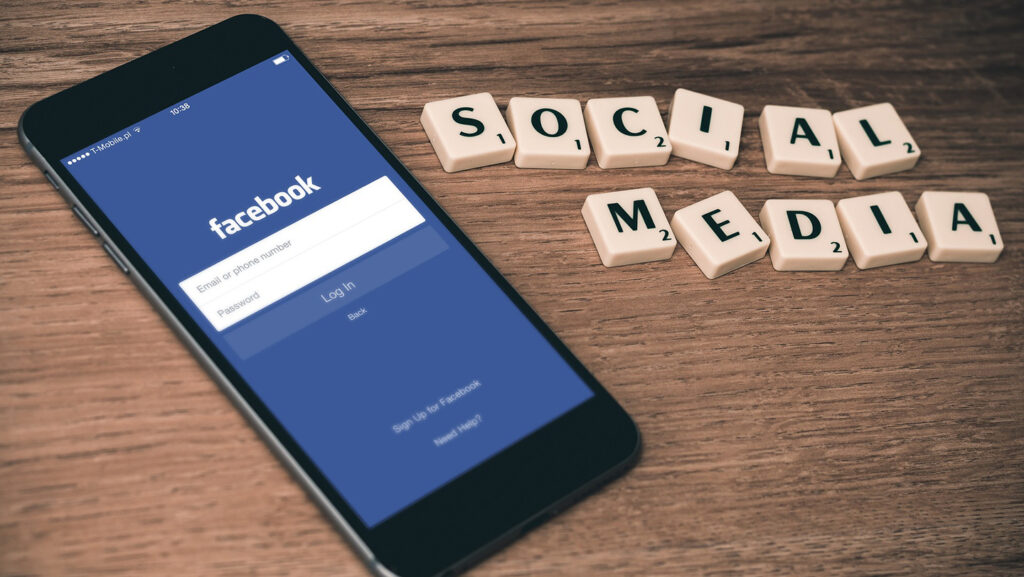 Facebookで集客できる？効果的な方法やコツ、成功事例を詳しく解説