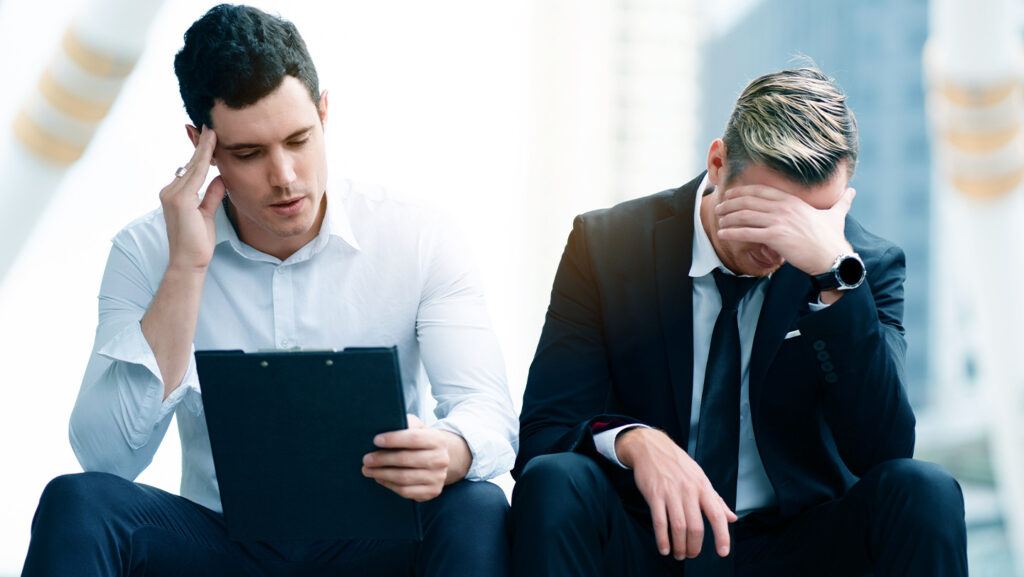 人手不足なのに人件費削減をする理由とは？対処法を間違えると悪循環になる
