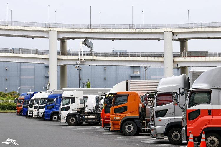 トラック