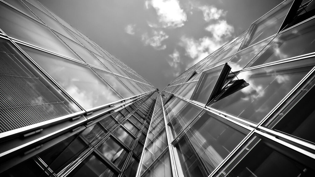 日本で人手不足が深刻化する3つの原因｜特に深刻化する業界とその傾向とは