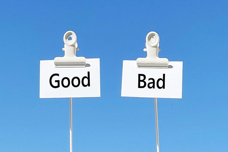 GoodとBadの白い紙